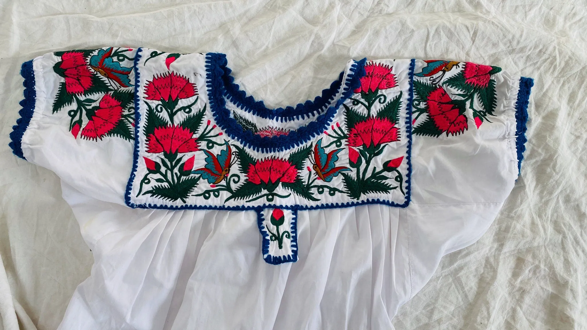 Embroidered Blouse. Tlacolula, Oaxaca, Mexico.