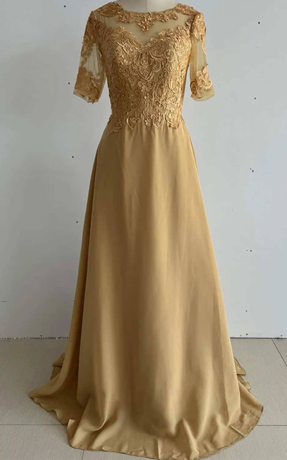Mother of The Bride Dresses for Women - Lace Long A-Line Mother of The Groom Dresses for Wedding Half Sleeve
