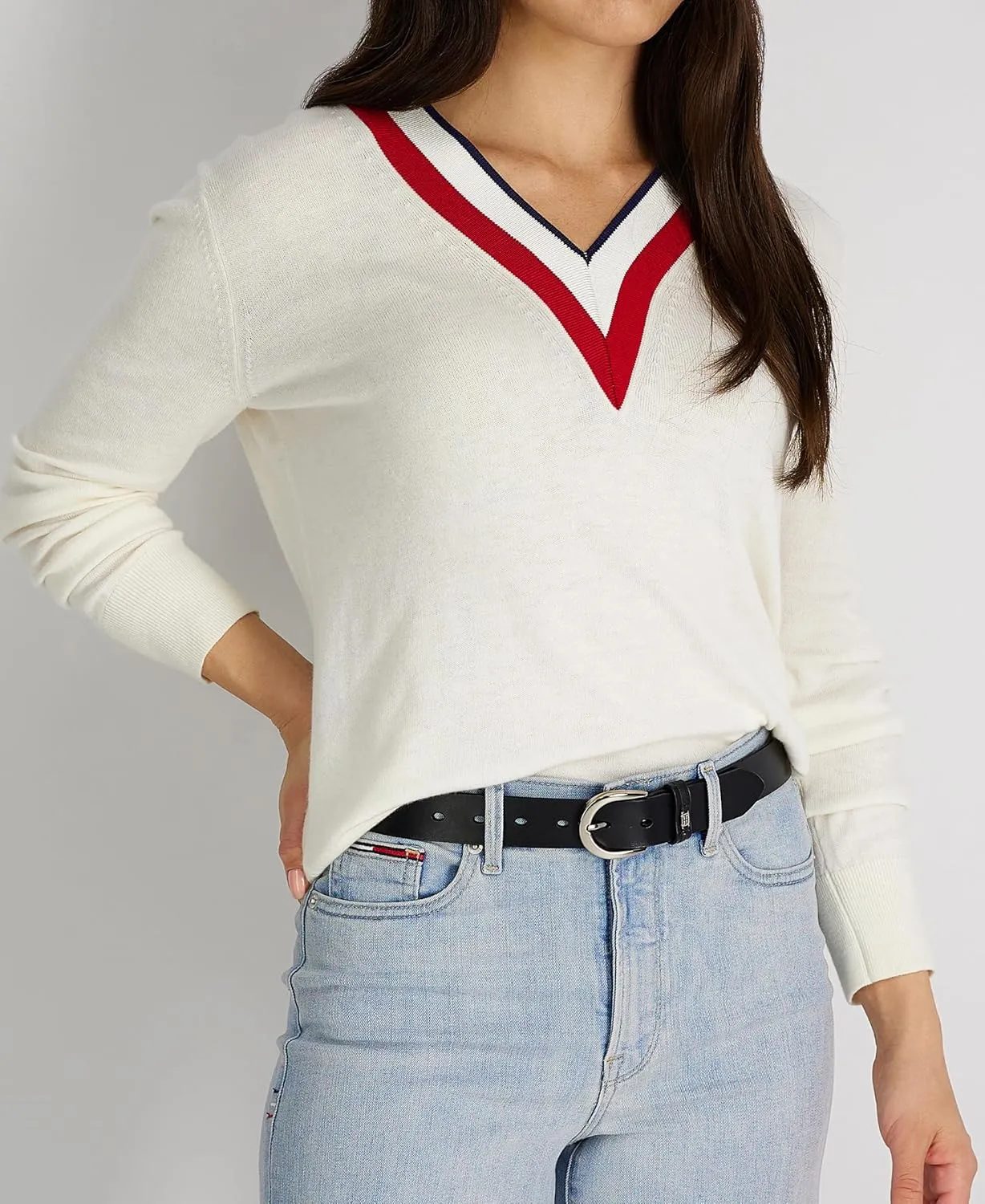 Tommy Hilfiger Women's TH Ornament Logo Casual Leather Belt for Jeans, Trousers and Dresses