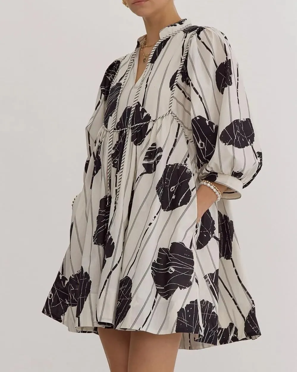 Women Floral Babydoll Mini Dress V Neck 3/4 Puff Sleeves A Line Flowy Swing Summer Sun Dresses