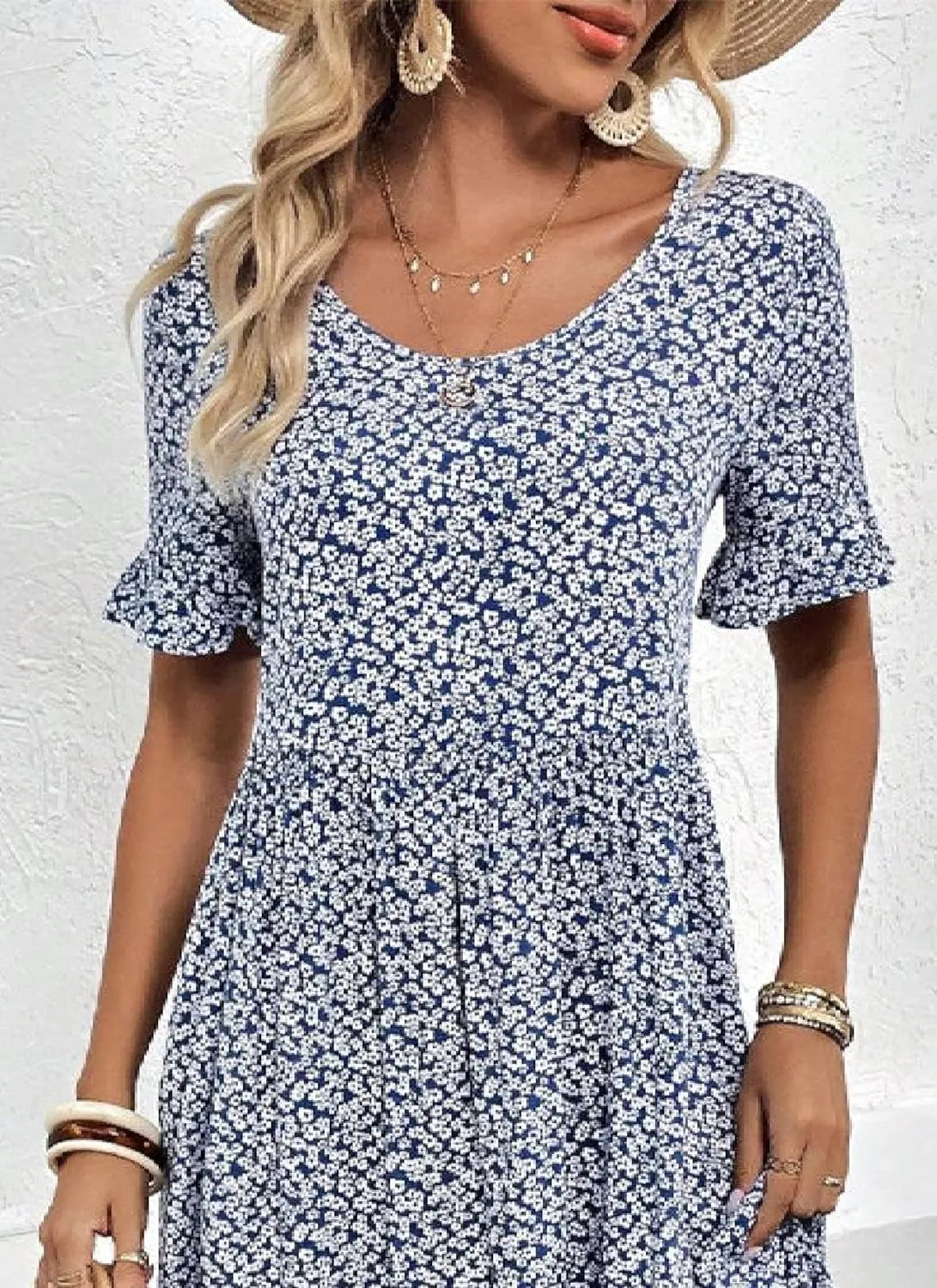 Women's Summer Casual Short Sleeve Mini Dress Ditsy Floral Crewneck Ruffle Hem Dresses 2025 Flowy Travel Vacation Outfit